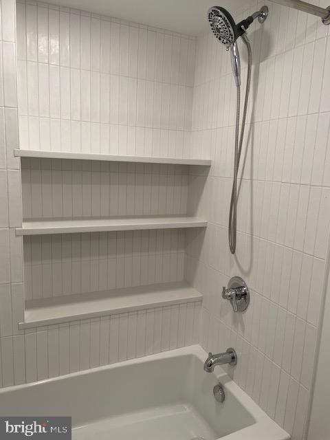 5225 POOKS HILL ROAD Unit: 1104S