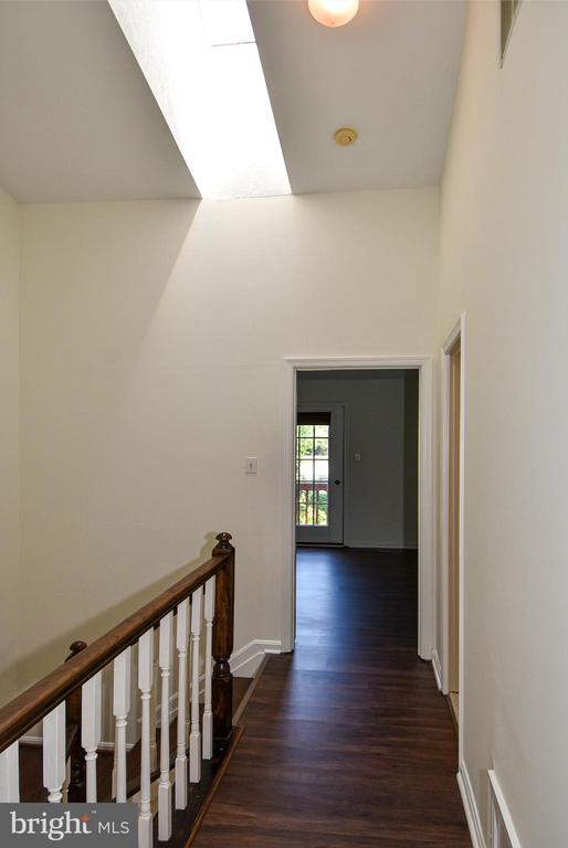 2617 CHIVALRY COURT