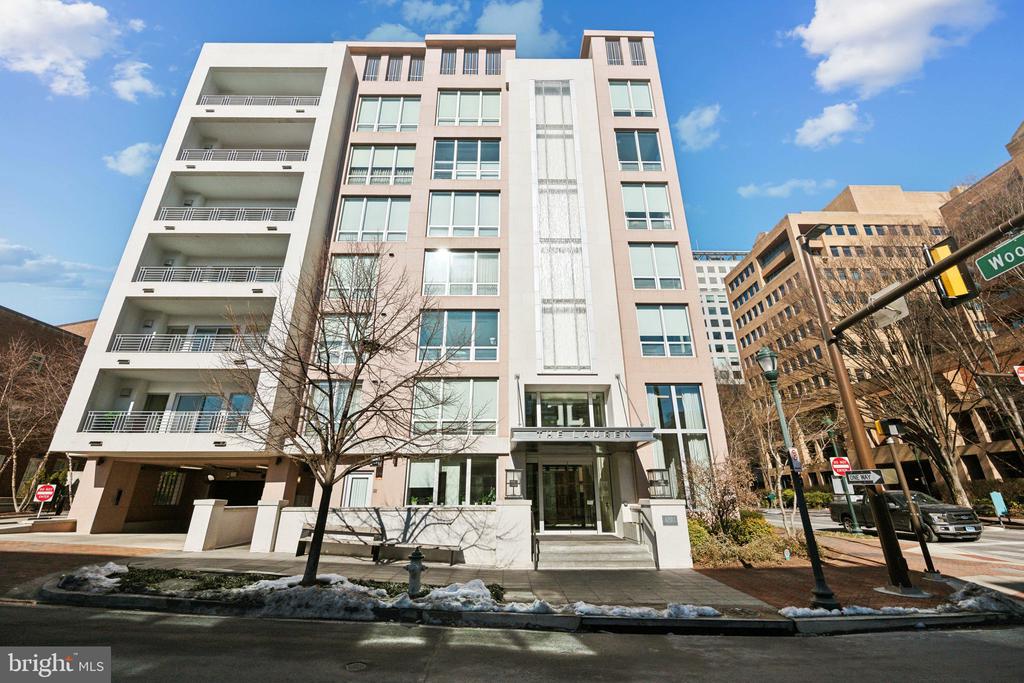 4901 HAMPDEN LANE Unit: 305