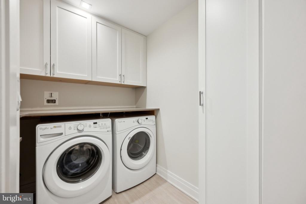 4901 HAMPDEN LANE Unit: 305