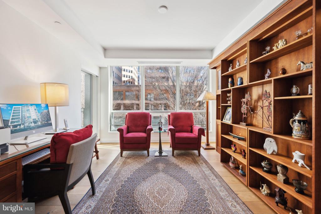 4901 HAMPDEN LANE Unit: 305