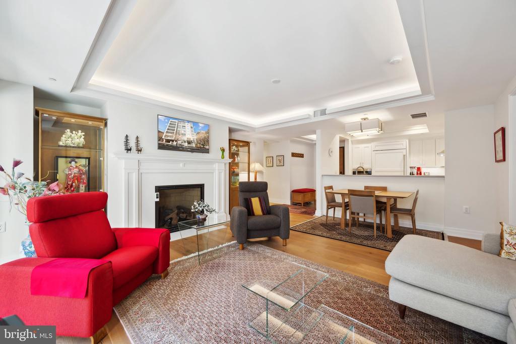 4901 HAMPDEN LANE Unit: 305