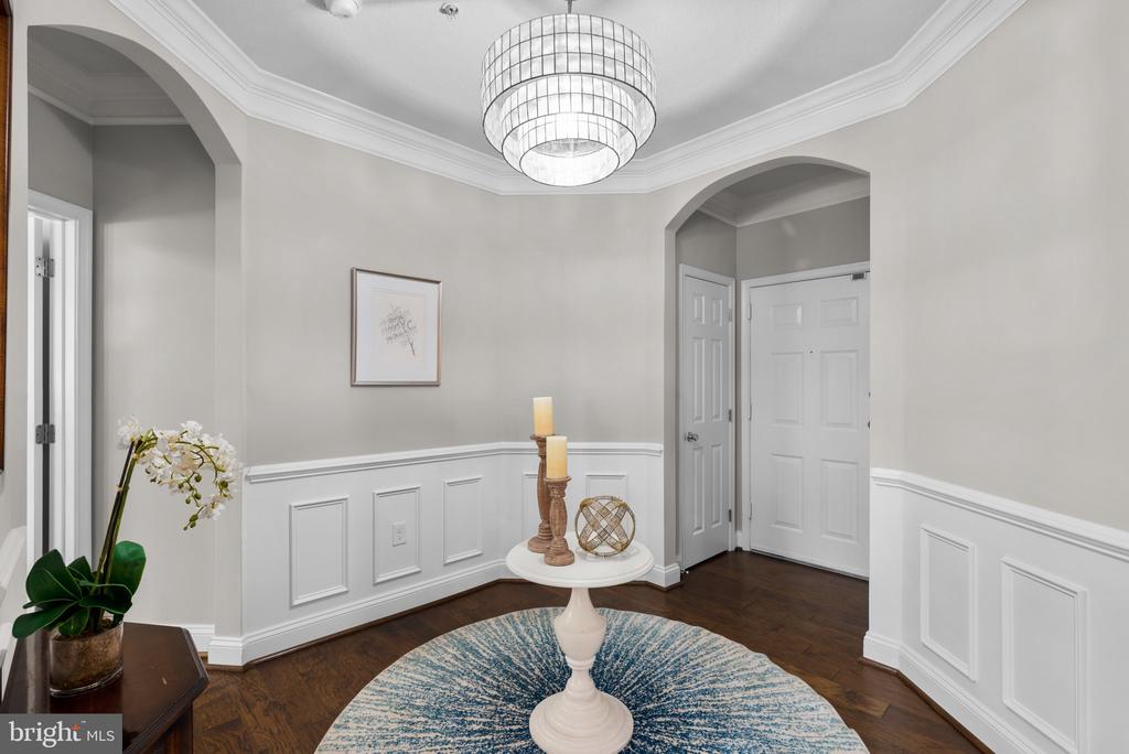 7 BOOTH STREET Unit: 102
