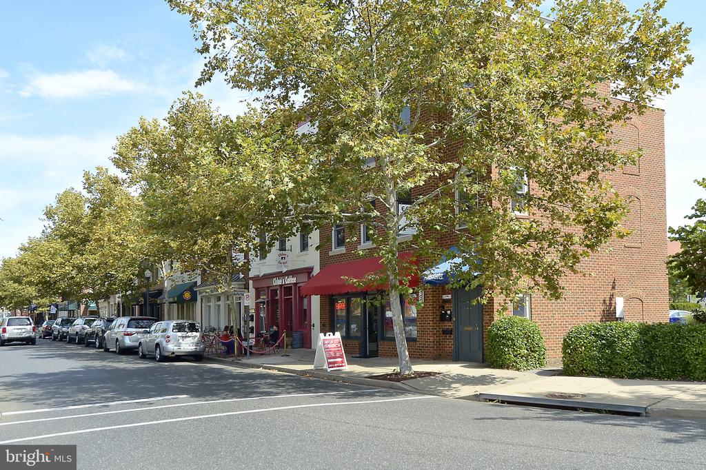 7 BOOTH STREET Unit: 102