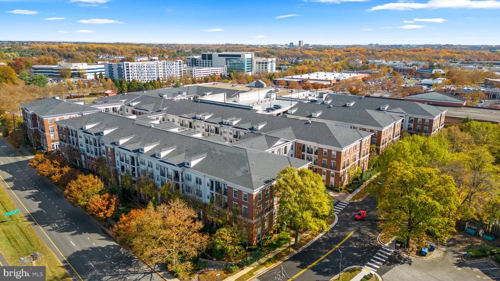7 BOOTH STREET Unit: 102