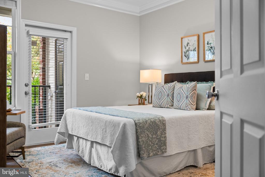 7 BOOTH STREET Unit: 102