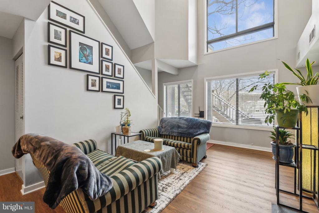 10108 HELLINGLY PLACE Unit: 300