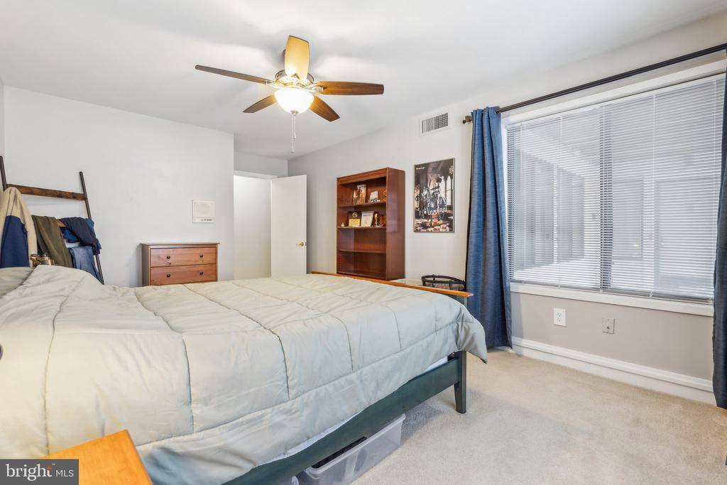 10108 HELLINGLY PLACE Unit: 300