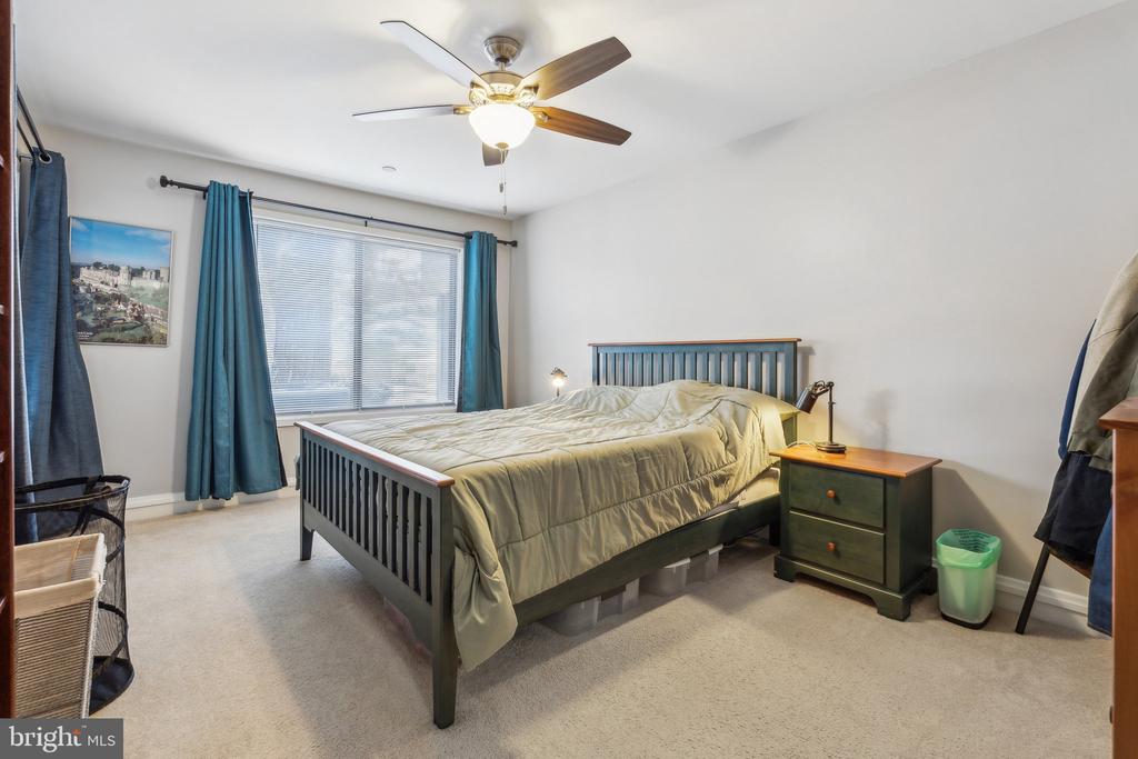10108 HELLINGLY PLACE Unit: 300