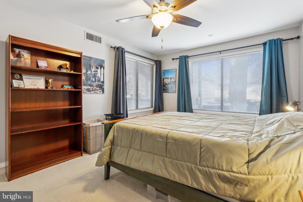 10108 HELLINGLY PLACE Unit: 300