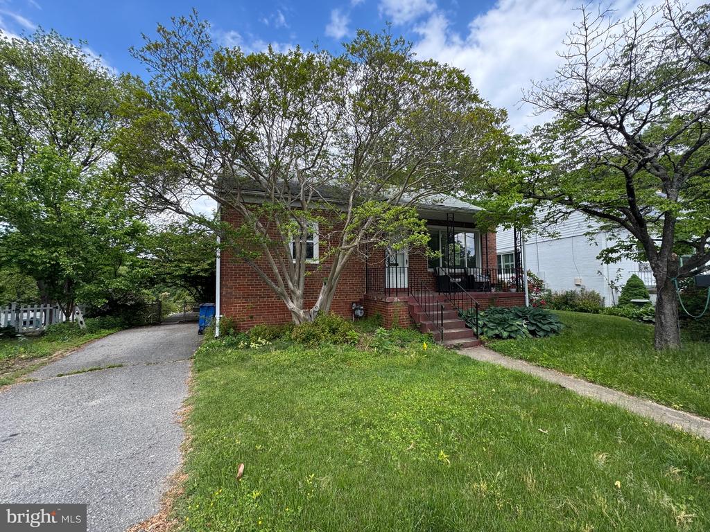 1615 DUBLIN DRIVE