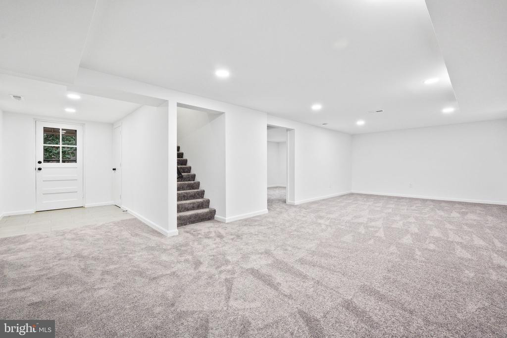 10702 TENBROOK DRIVE