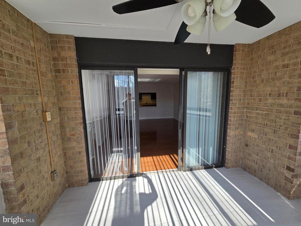 15100 INTERLACHEN DRIVE Unit: 4-124