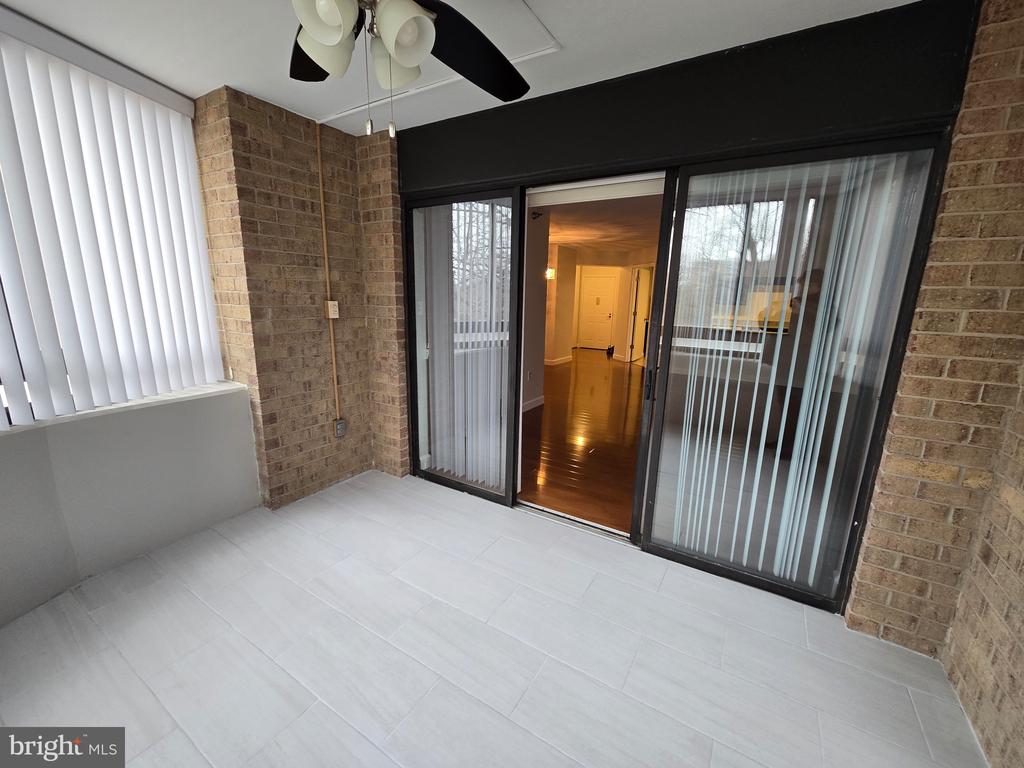 15100 INTERLACHEN DRIVE Unit: 4-124