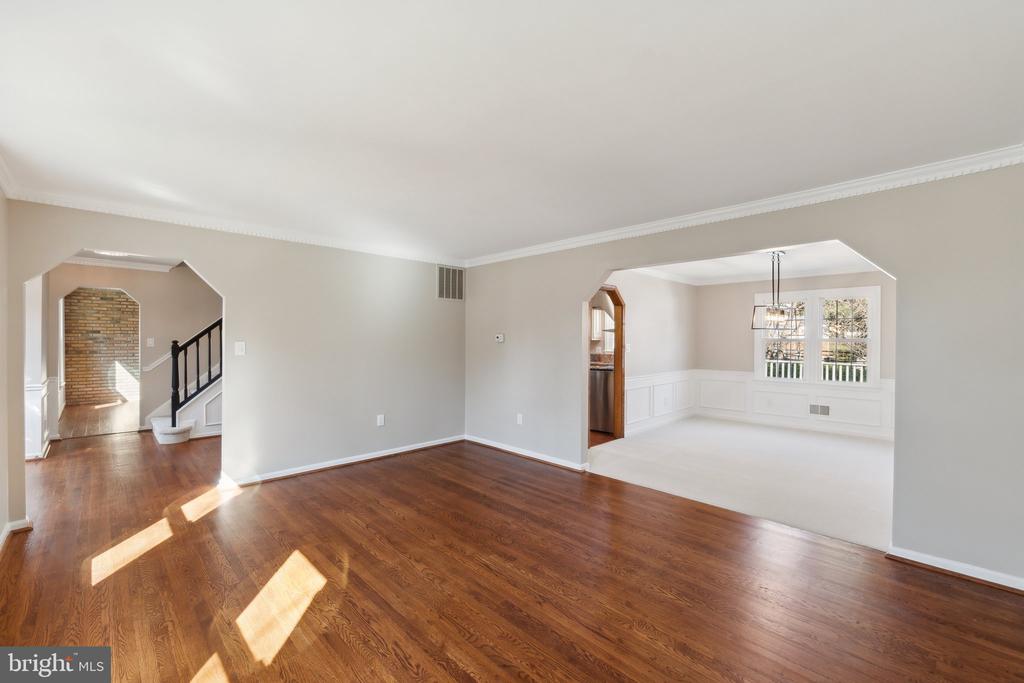 13509 ANNDYKE PLACE