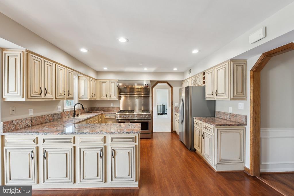 13509 ANNDYKE PLACE
