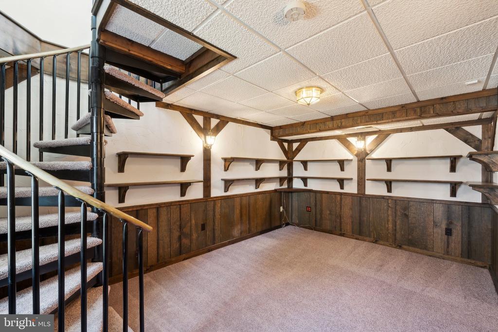 13509 ANNDYKE PLACE