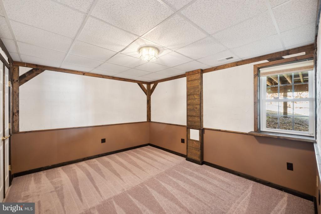 13509 ANNDYKE PLACE