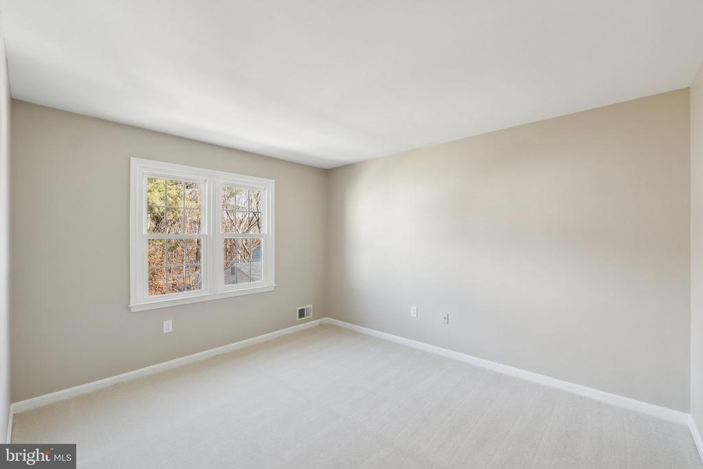 13509 ANNDYKE PLACE