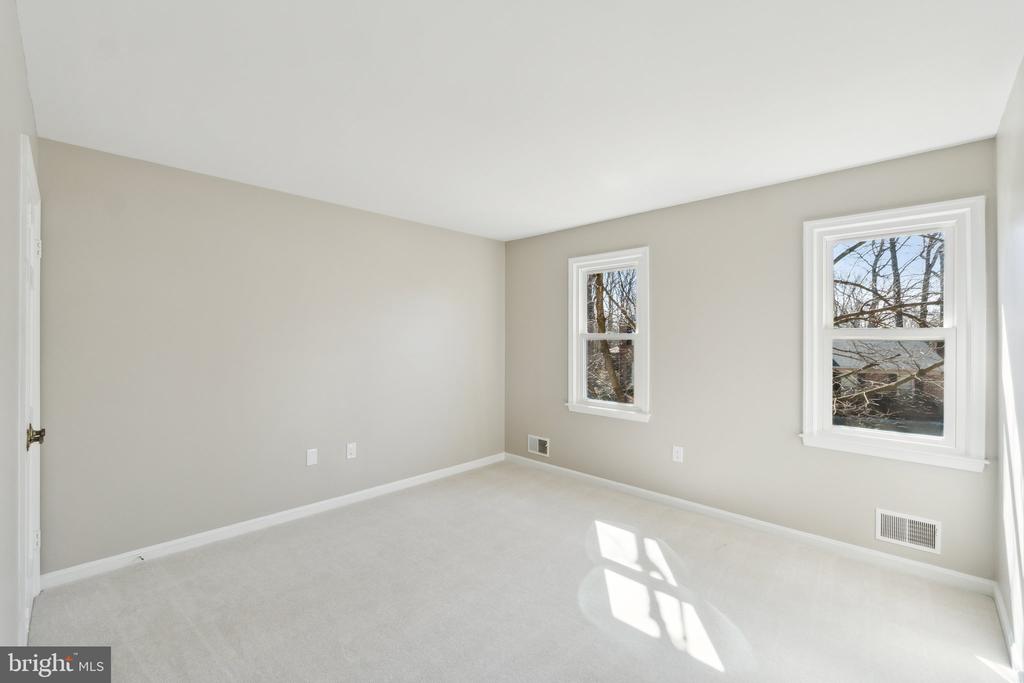 13509 ANNDYKE PLACE