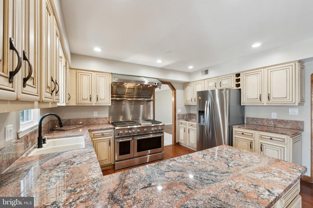 13509 ANNDYKE PLACE