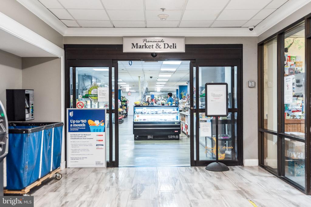 5225 POOKS HILL ROAD Unit: 1618S