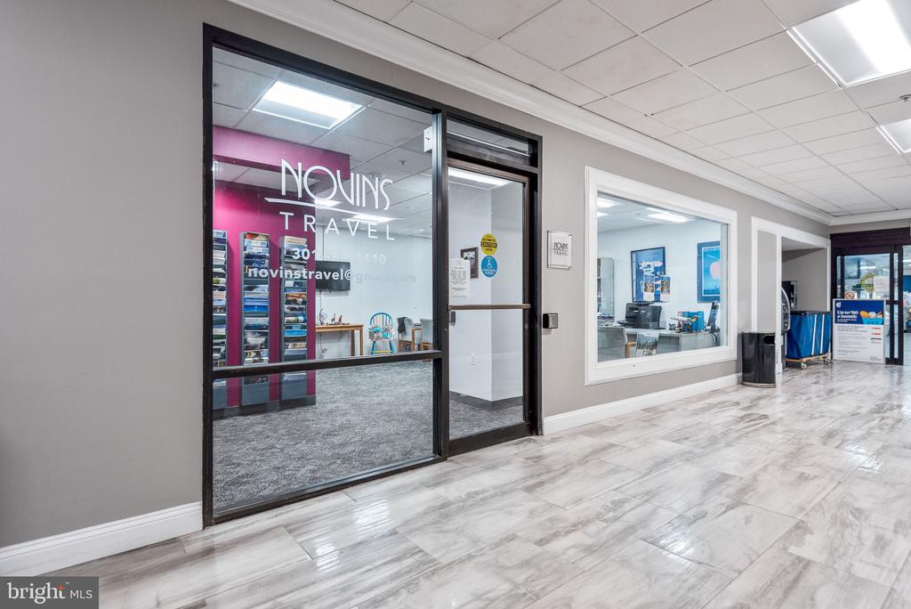 5225 POOKS HILL ROAD Unit: 1618S