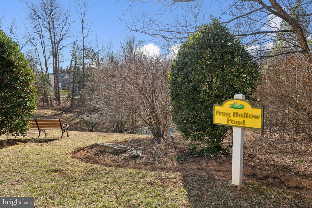 301 HIGH GABLES DRIVE Unit: 305