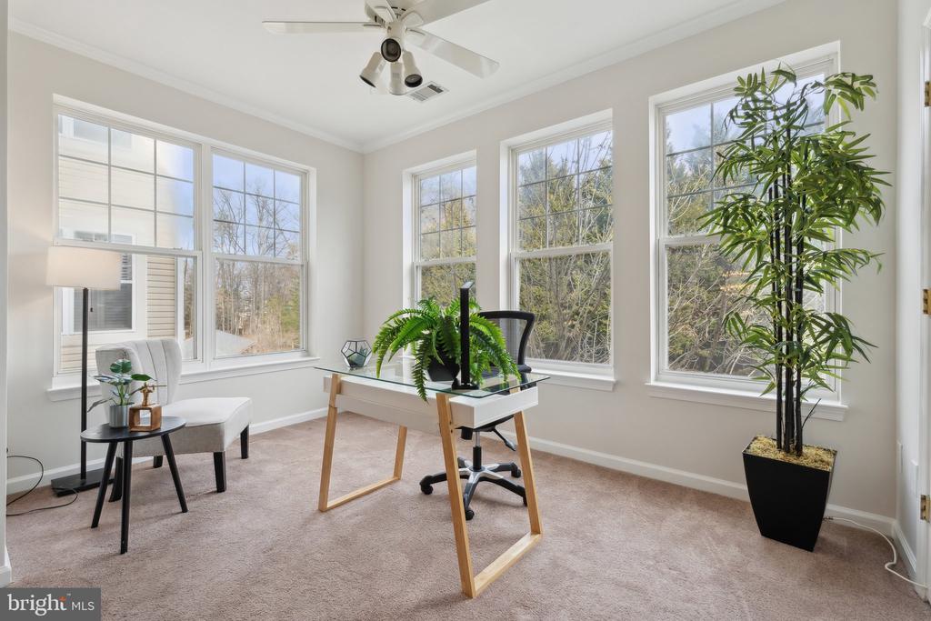 301 HIGH GABLES DRIVE Unit: 305