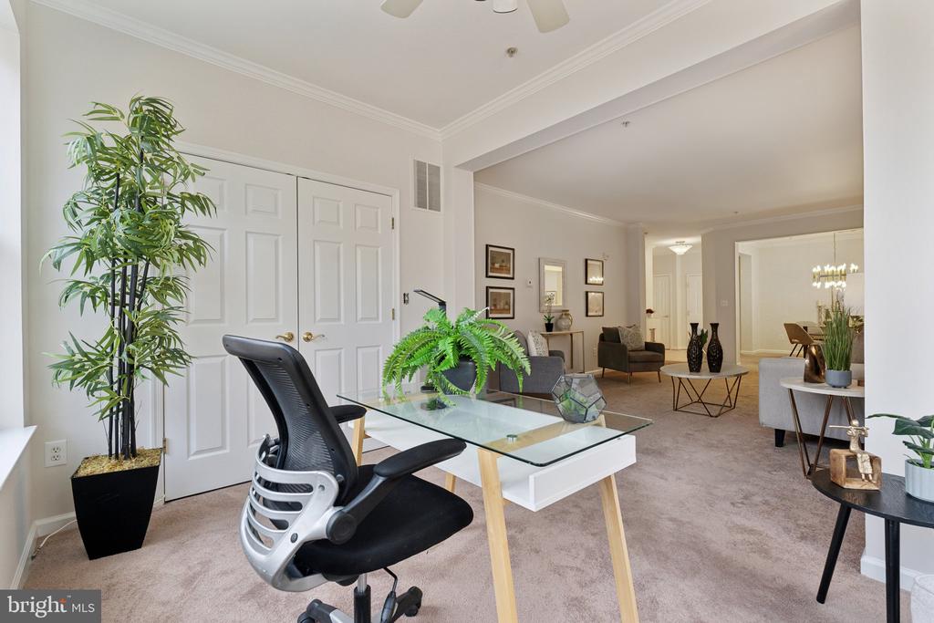 301 HIGH GABLES DRIVE Unit: 305