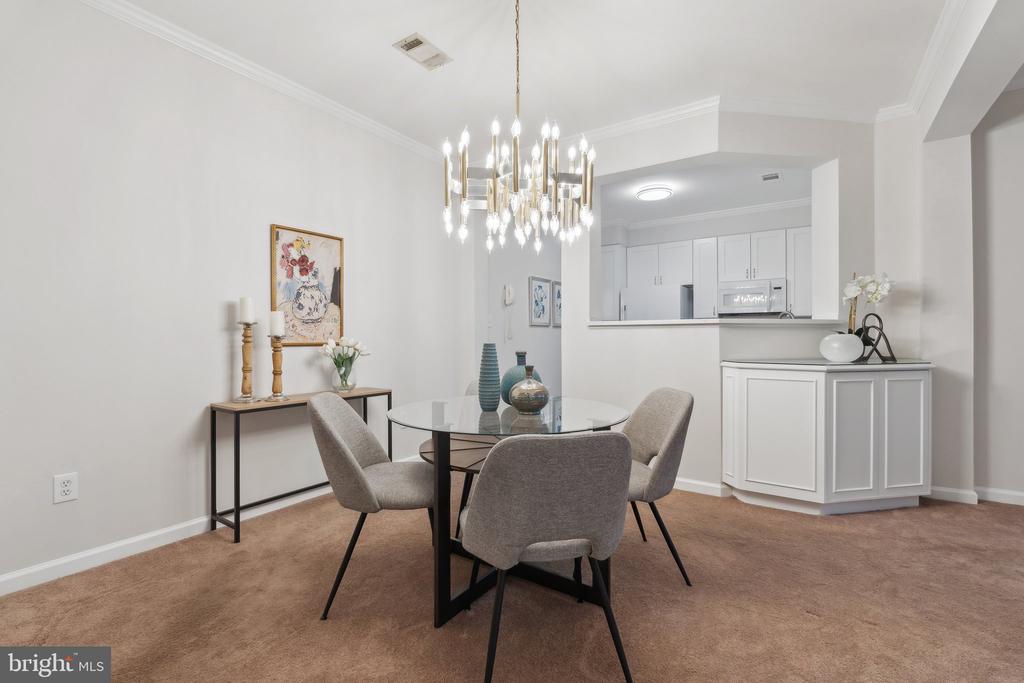 301 HIGH GABLES DRIVE Unit: 305