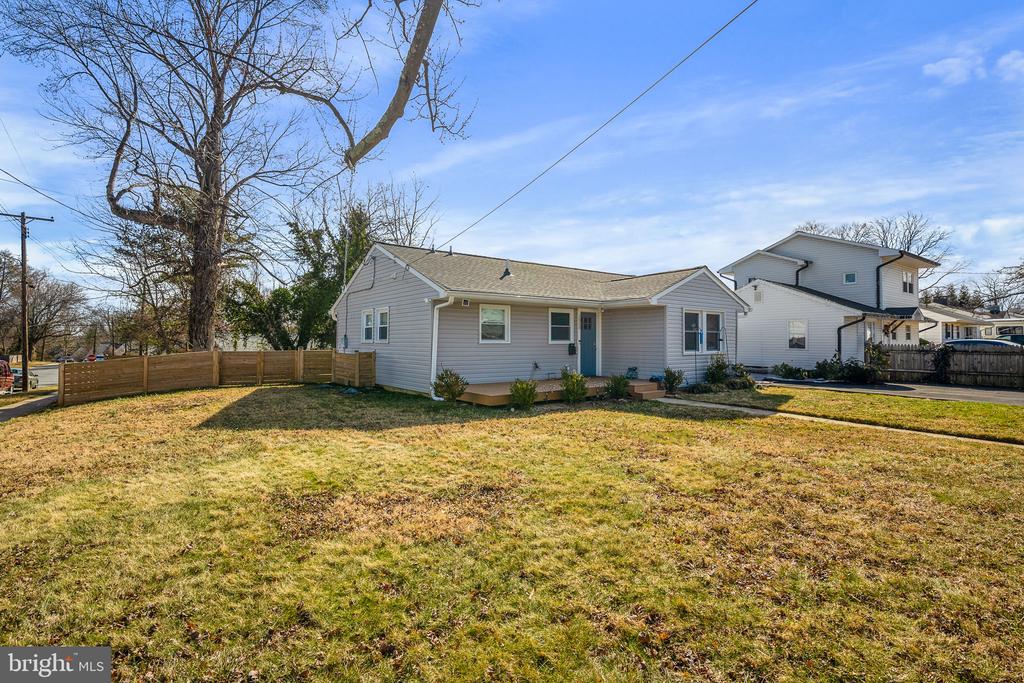 2000 GAINSBORO ROAD