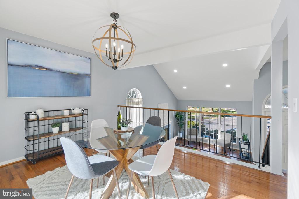 2430 LYTTONSVILLE ROAD