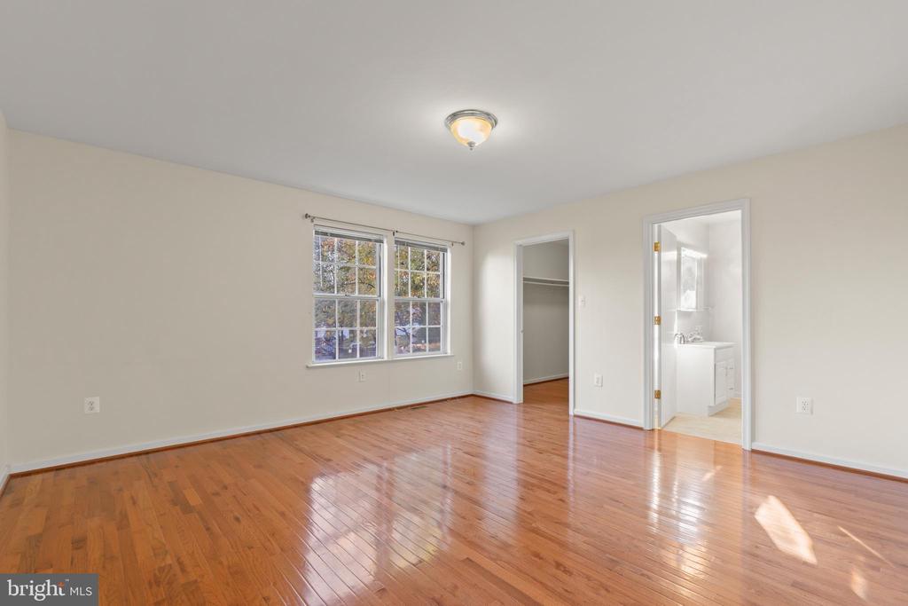 2430 LYTTONSVILLE ROAD