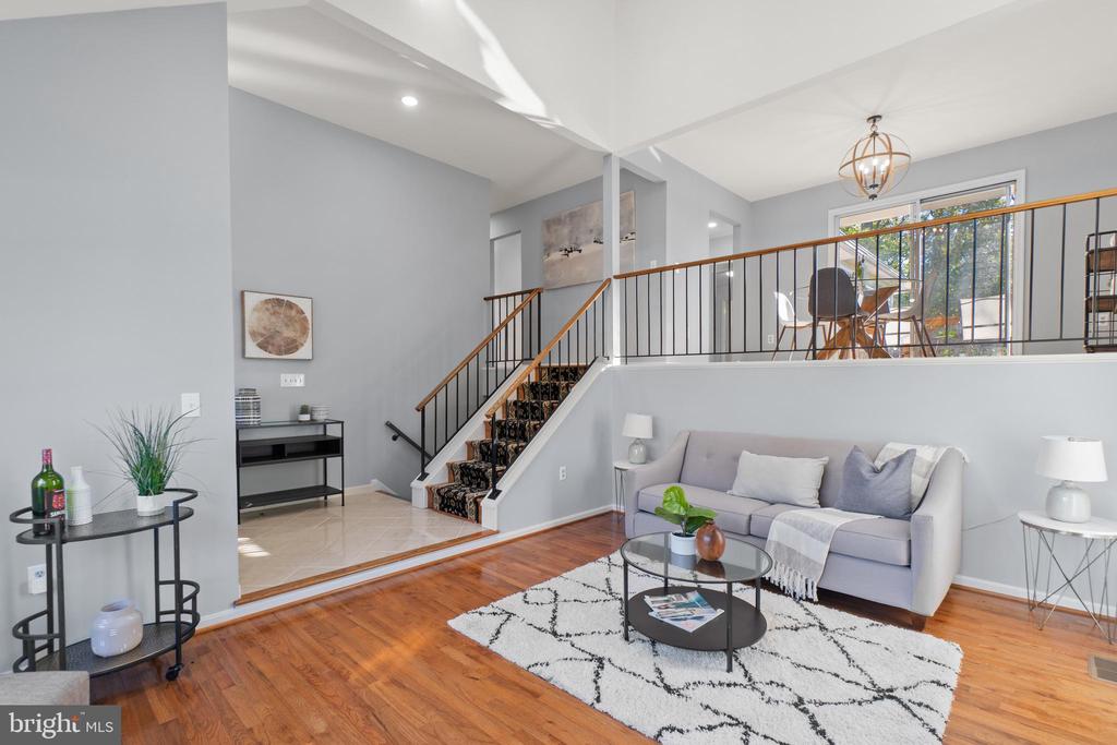 2430 LYTTONSVILLE ROAD