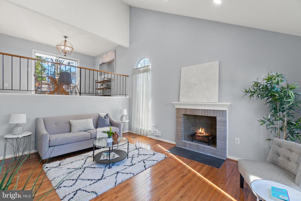 2430 LYTTONSVILLE ROAD