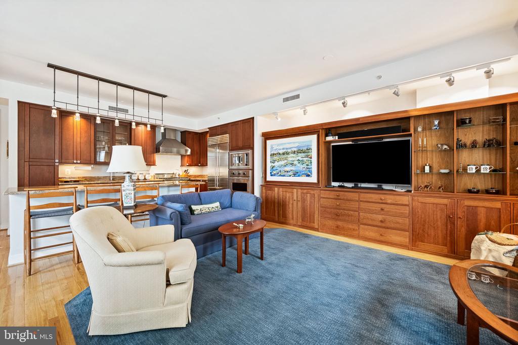 7710 WOODMONT AVENUE Unit: 613