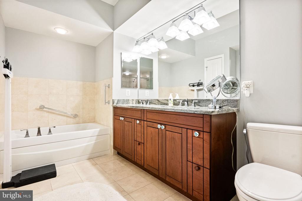 7710 WOODMONT AVENUE Unit: 613