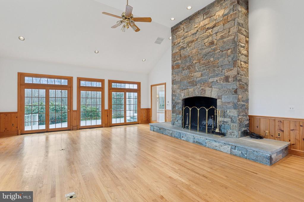 14910 SPRING MEADOWS DRIVE