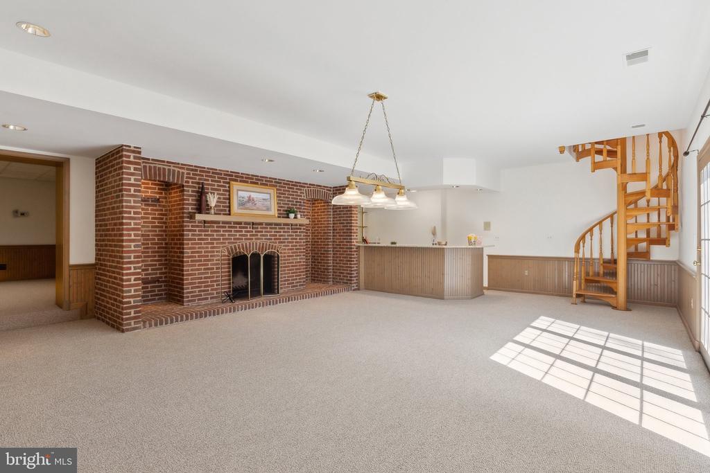 14910 SPRING MEADOWS DRIVE
