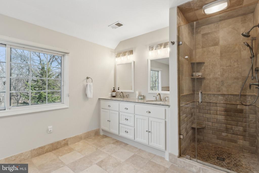 13521 HADDONFIELD LANE