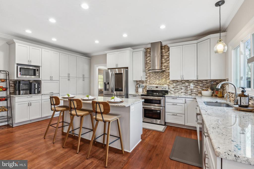 13521 HADDONFIELD LANE