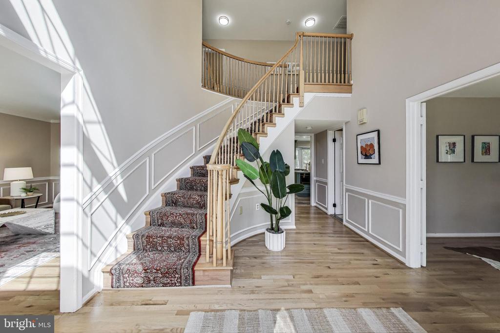 5 ARGOSY COURT