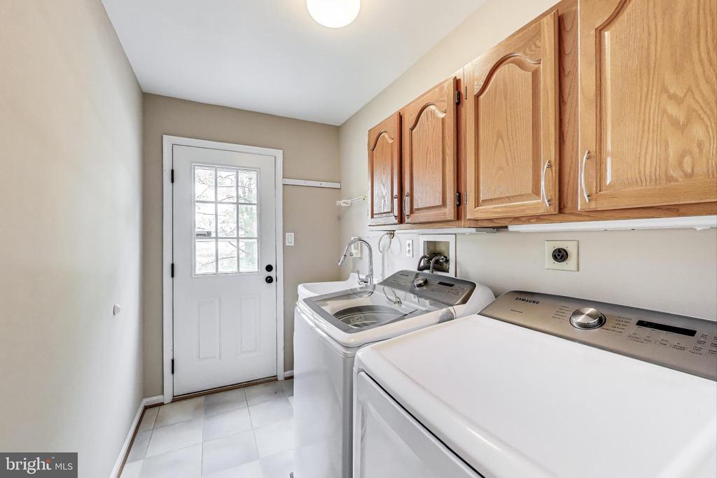 5 ARGOSY COURT