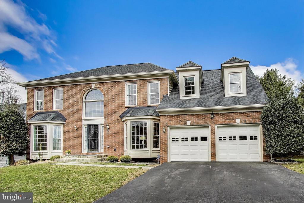 5 ARGOSY COURT
