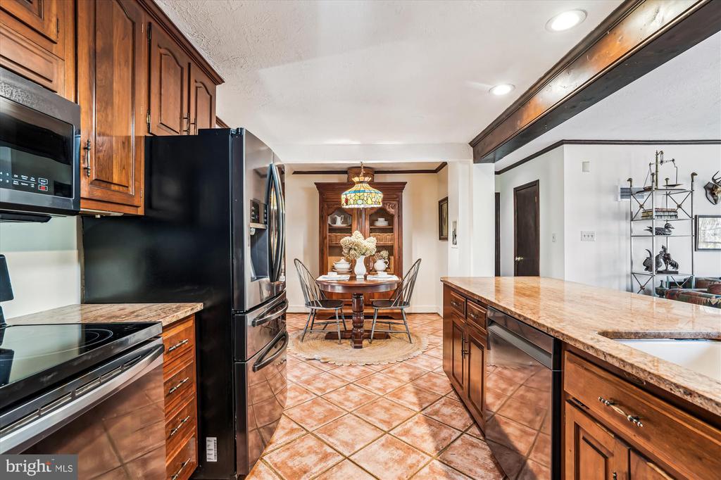10545 SWEETBRIAR PARKWAY
