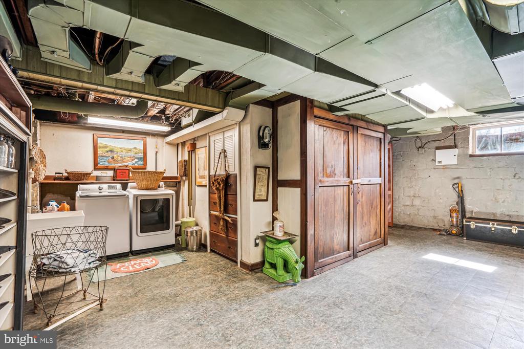 10545 SWEETBRIAR PARKWAY