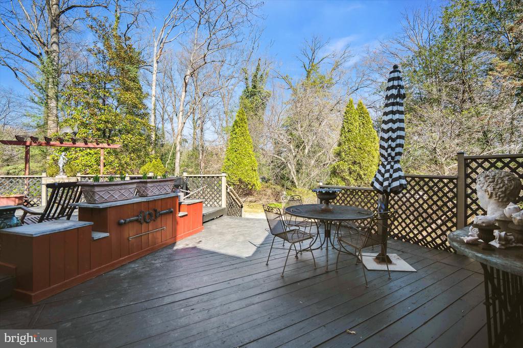 10545 SWEETBRIAR PARKWAY