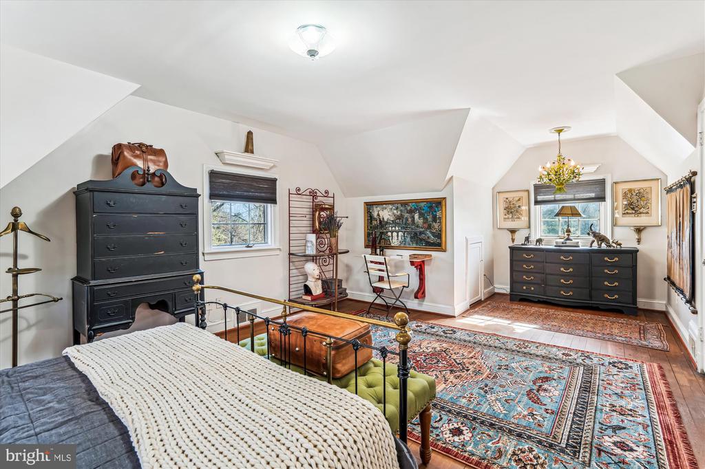 10545 SWEETBRIAR PARKWAY