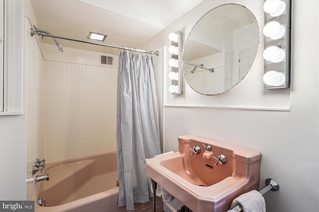 10545 SWEETBRIAR PARKWAY